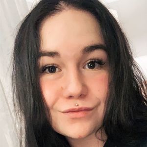 Meet your Posher, Chrystel